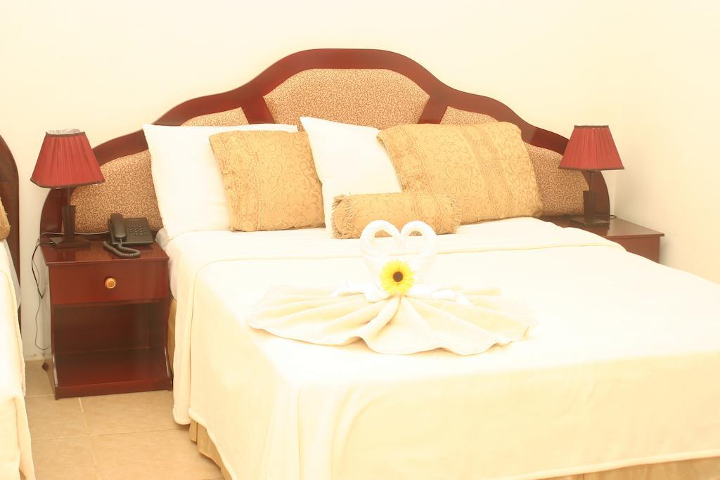 Hotel Brial Plaza 마나과 외부 사진